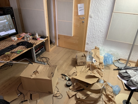Verpackung mikrofoniert Verpackung